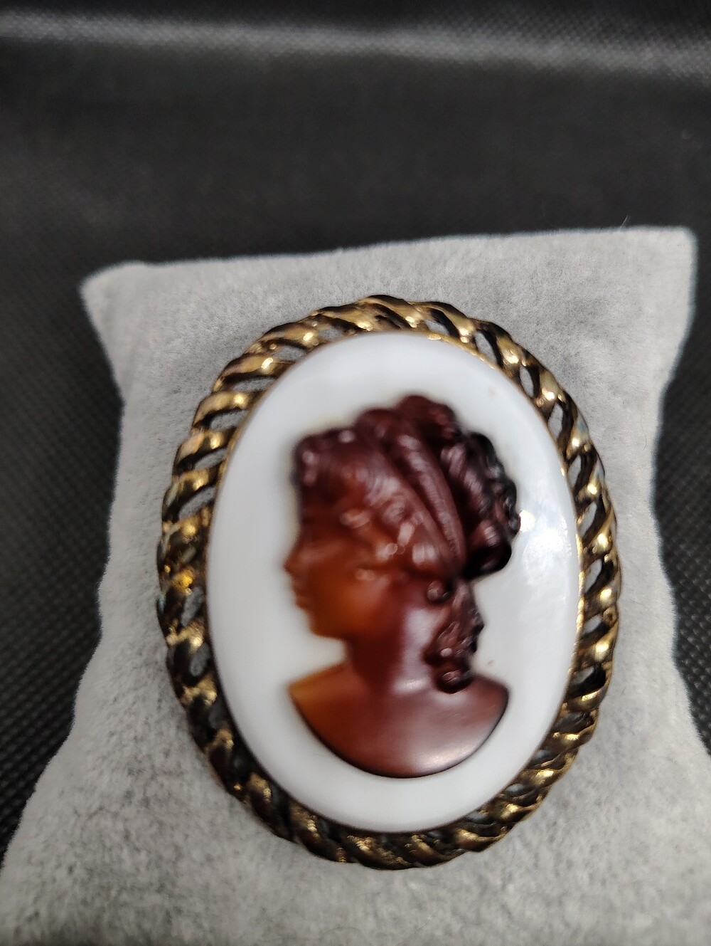 Vintage Root Beer Brown Milk Glass Cameo Brooch Pendant in White and Gold-Tone